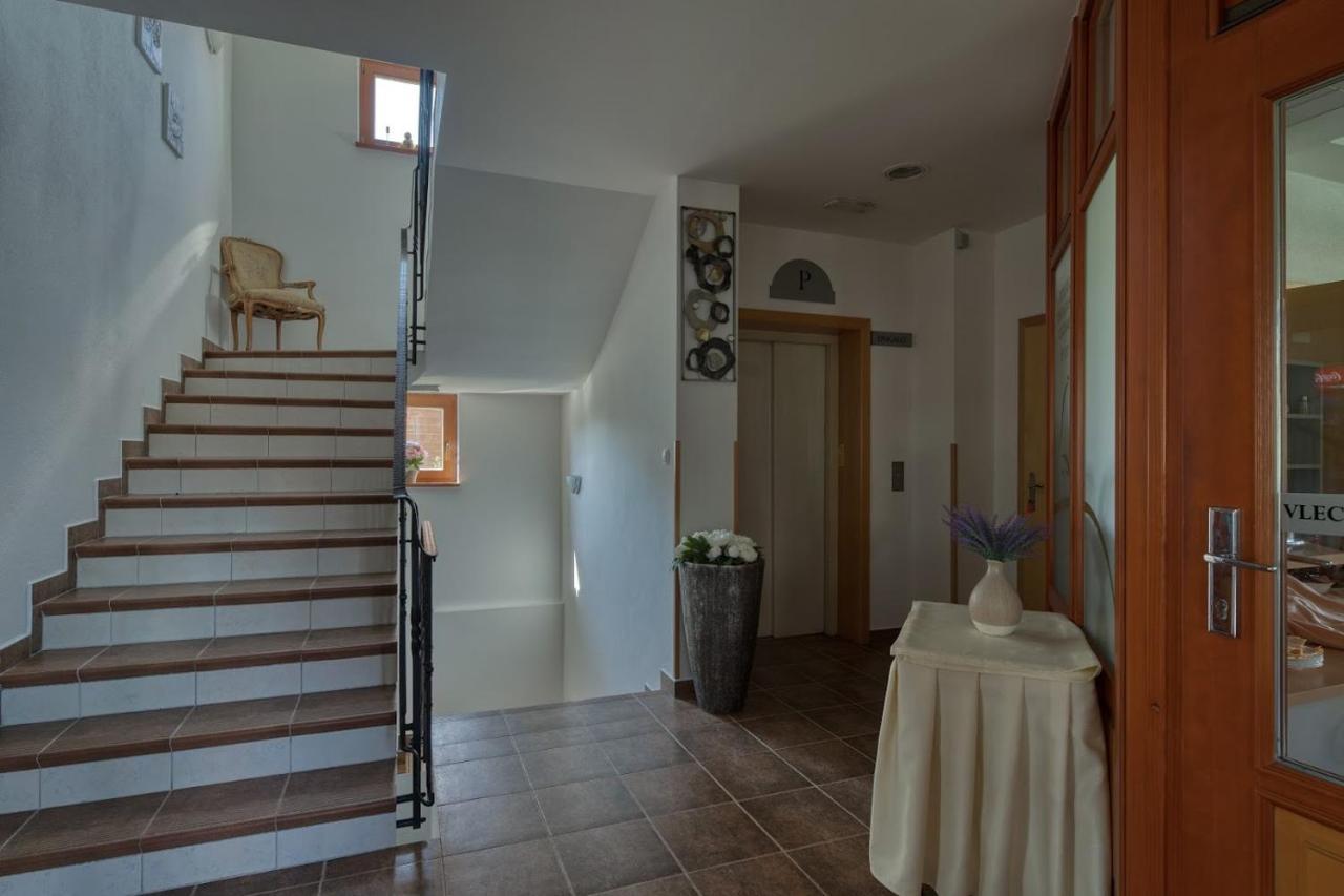 Garni Hotel Zvon Zreče Екстериор снимка